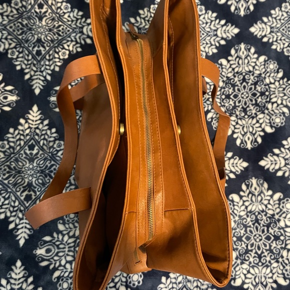 EXCELLENT CONDITION Universal Thread Brown Hobo Shoulder Bag - Super Roomy! - Picture 7 of 13